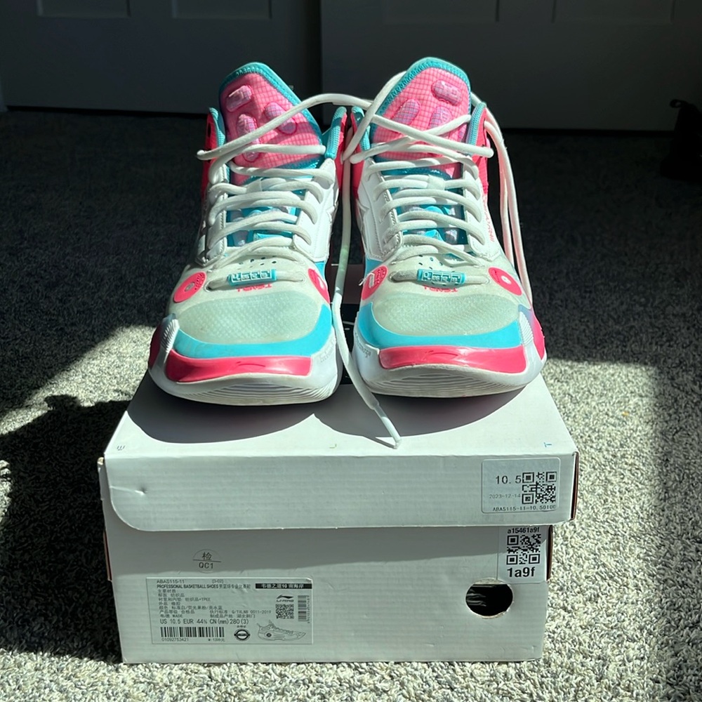 Weigh of Wade 10 South Beach, 10.5, 9–10 condition
